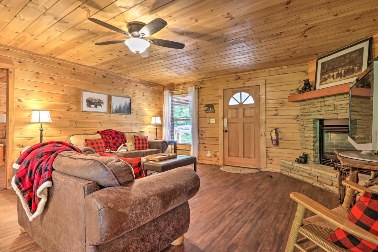 Cabin With Deck And Fireplace Less Than 3 Mi To Dollywood! Pigeon Forge Zewnętrze zdjęcie