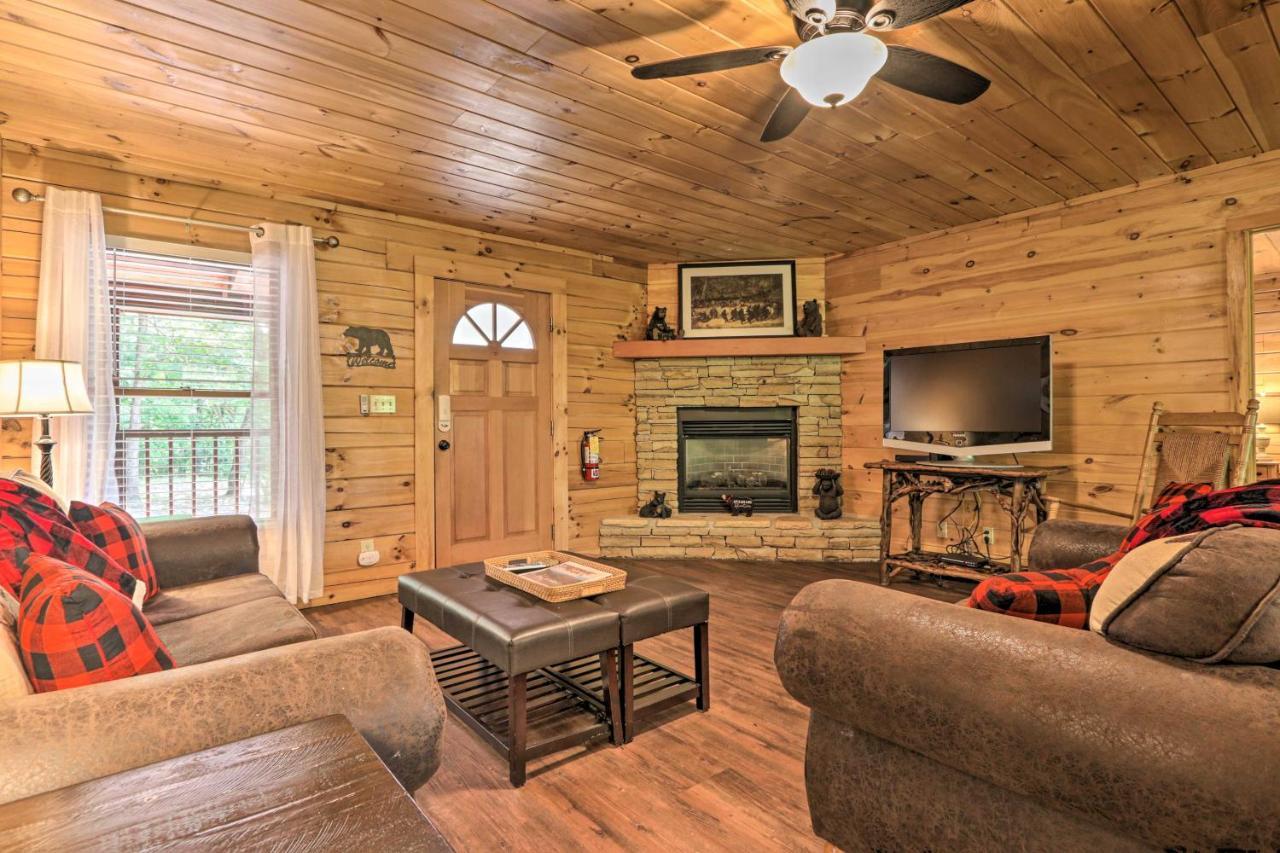 Cabin With Deck And Fireplace Less Than 3 Mi To Dollywood! Pigeon Forge Zewnętrze zdjęcie