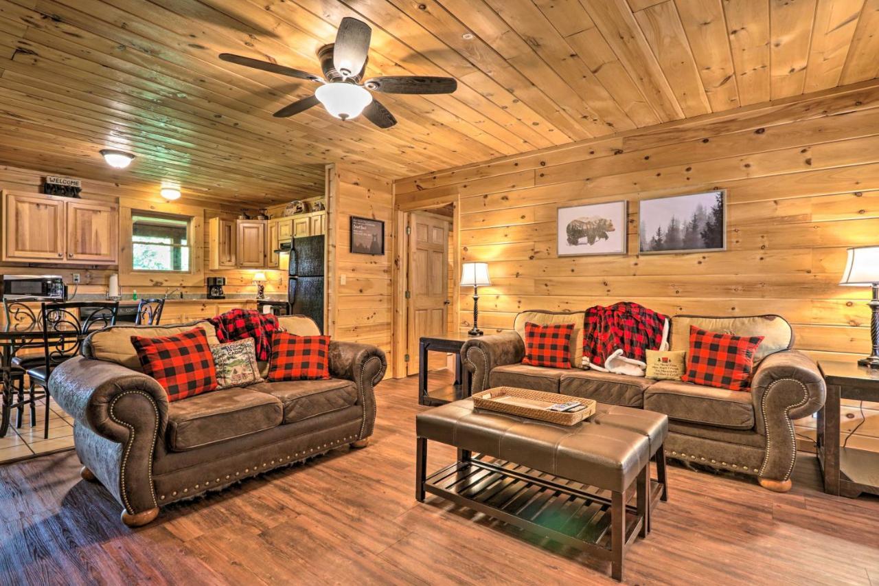 Cabin With Deck And Fireplace Less Than 3 Mi To Dollywood! Pigeon Forge Zewnętrze zdjęcie