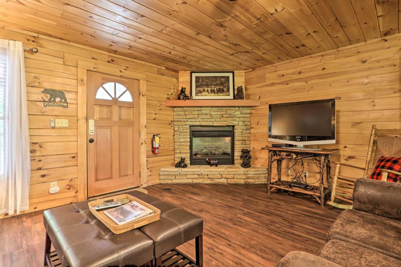 Cabin With Deck And Fireplace Less Than 3 Mi To Dollywood! Pigeon Forge Zewnętrze zdjęcie