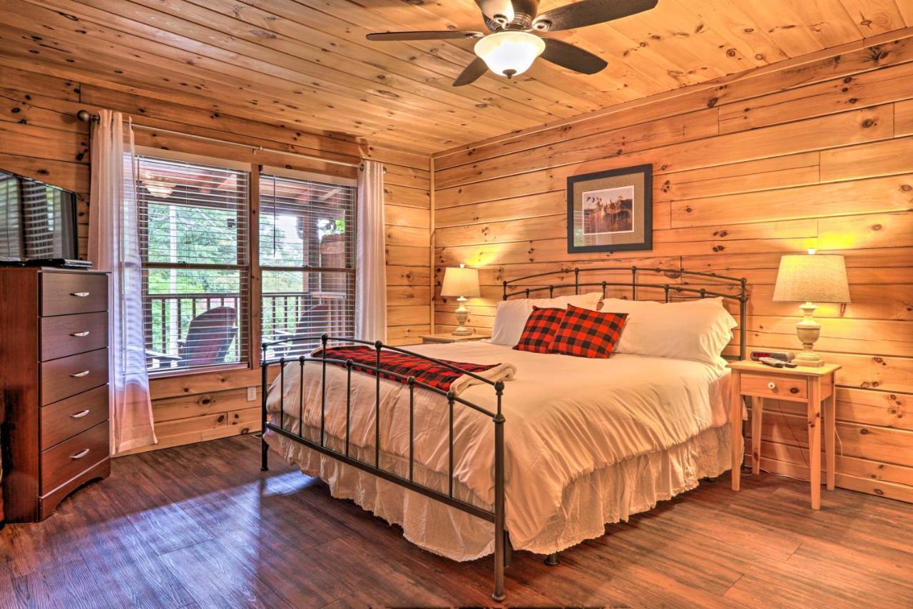 Cabin With Deck And Fireplace Less Than 3 Mi To Dollywood! Pigeon Forge Zewnętrze zdjęcie