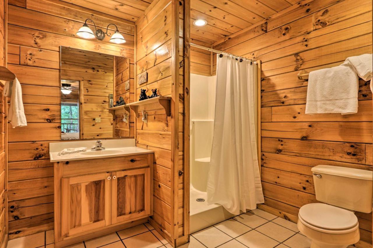 Cabin With Deck And Fireplace Less Than 3 Mi To Dollywood! Pigeon Forge Zewnętrze zdjęcie